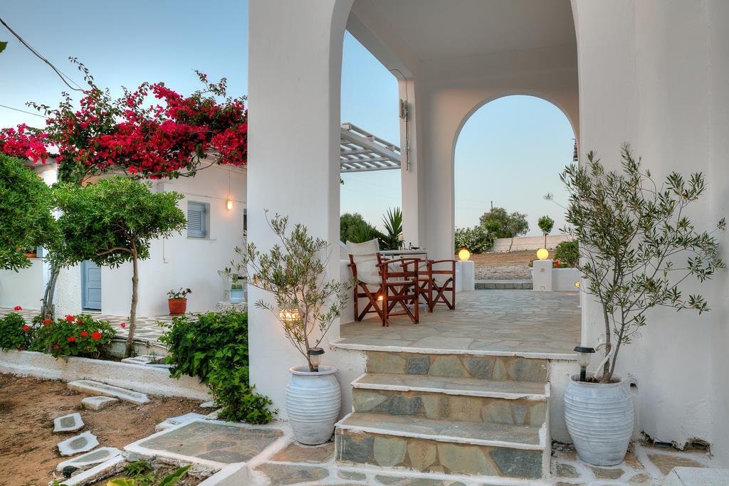 Paros Rita Studios Piso Livadi Zimmer foto