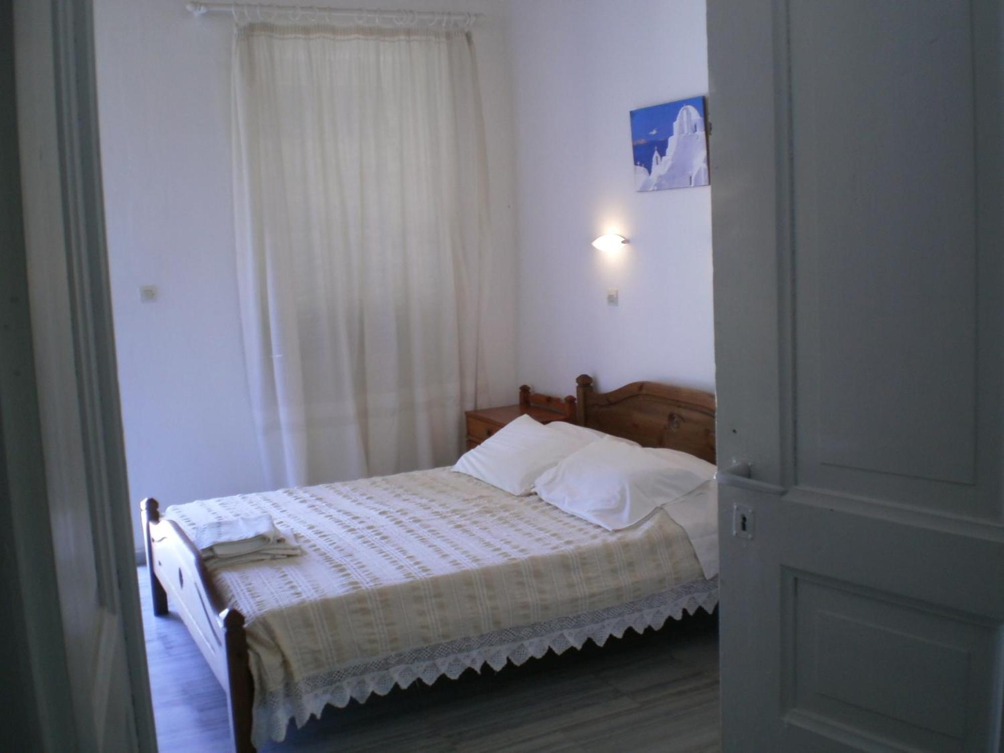 Paros Rita Studios Piso Livadi Zimmer foto